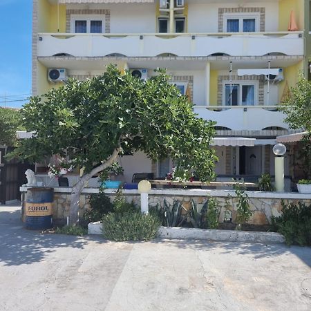 Apartmani Alen Dinjiška Exterior foto