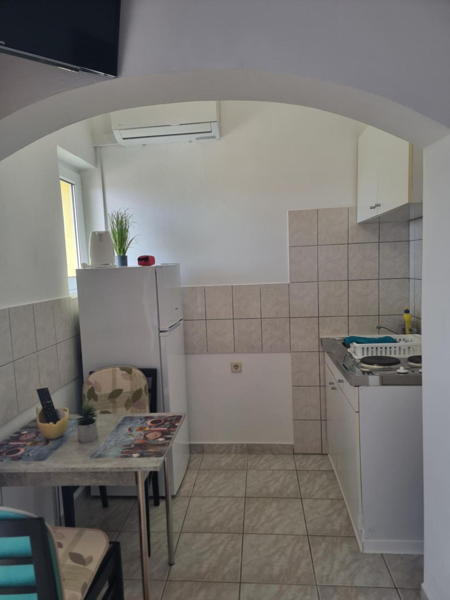 Apartmani Alen Dinjiška Exterior foto