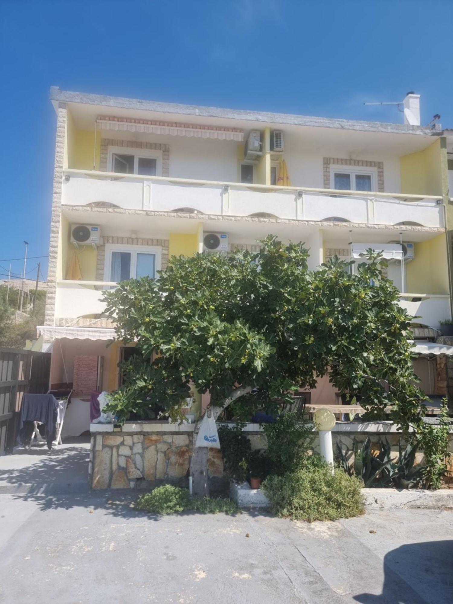 Apartmani Alen Dinjiška Exterior foto