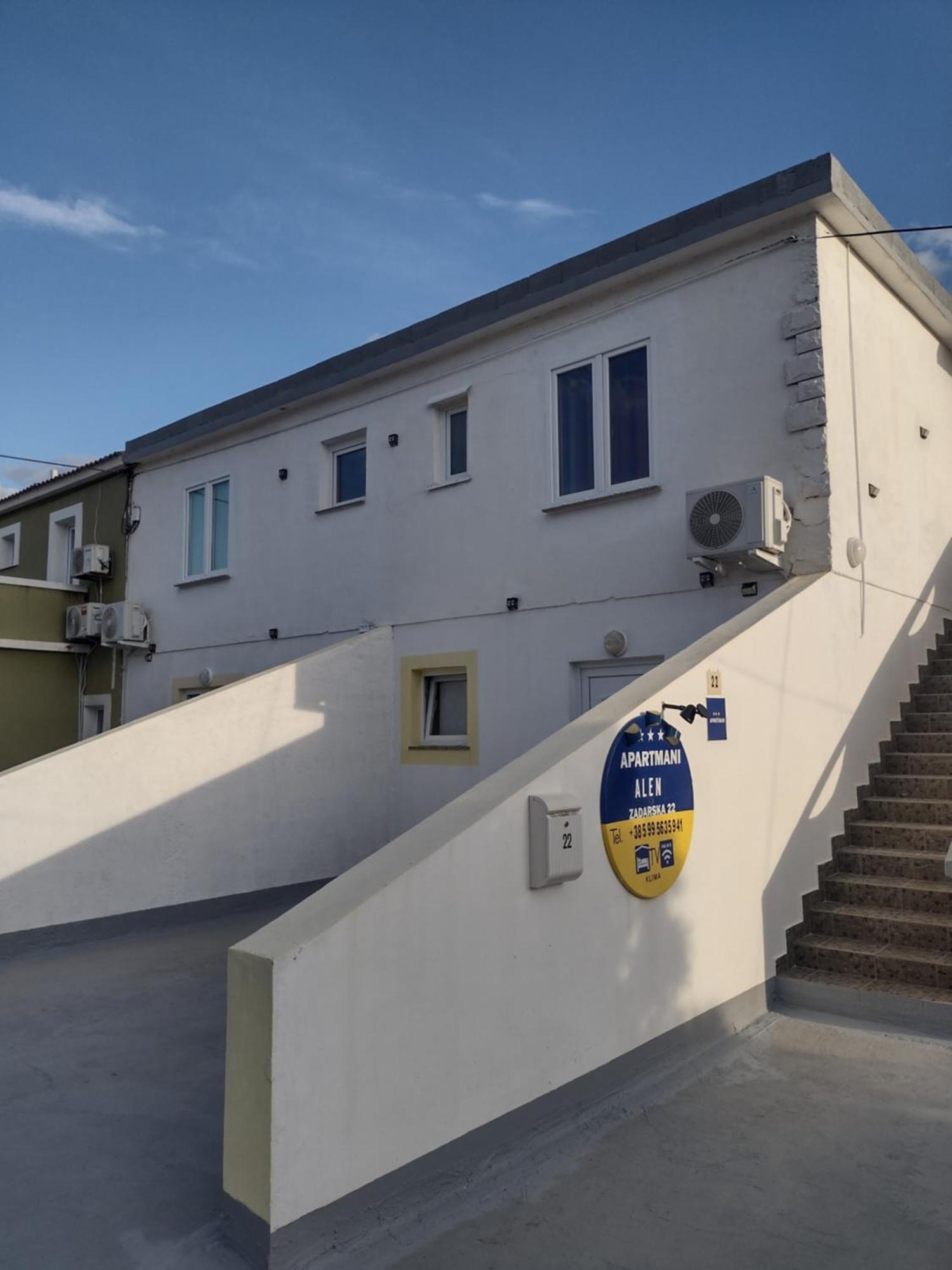 Apartmani Alen Dinjiška Exterior foto